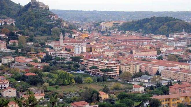 «Il paese arretra, noi teniamo meglio di altri»