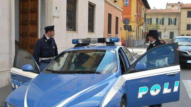 Falsi attestati di lavoro a immigrati, 10 denunce a Pisa