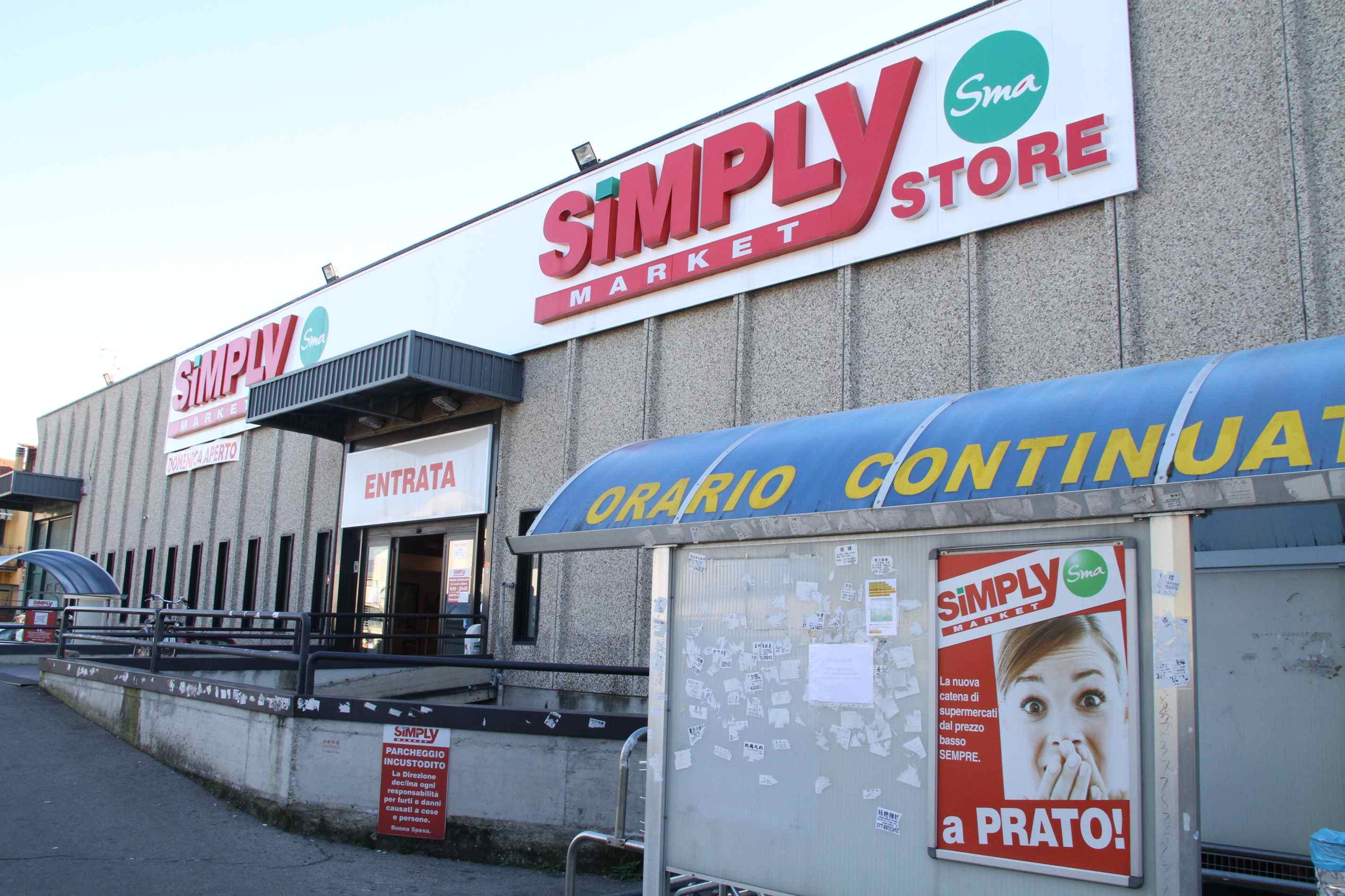 Chiude la Sma di via Pistoiese, la protesta di una dipendente 