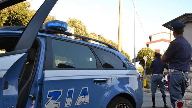 Vuole i soldi per la droga e picchia la madre: il giudice lo allontana da casa