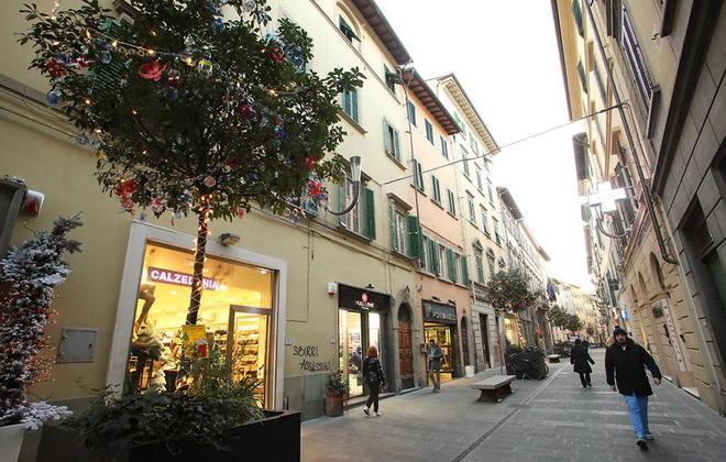 Mille bimbi addobbano il “giro” d’Empoli 