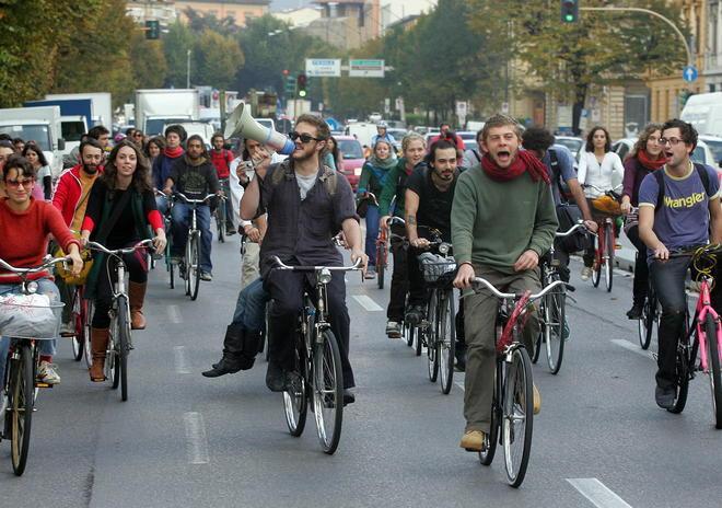 Tutti a scuola in bicicletta, almeno per un giorno 