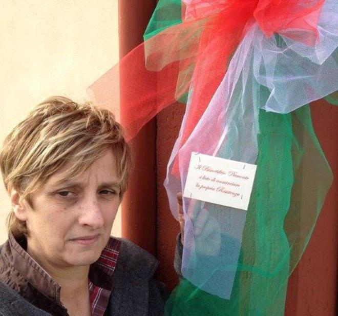 Una coccarda per resistere alla crisi 
