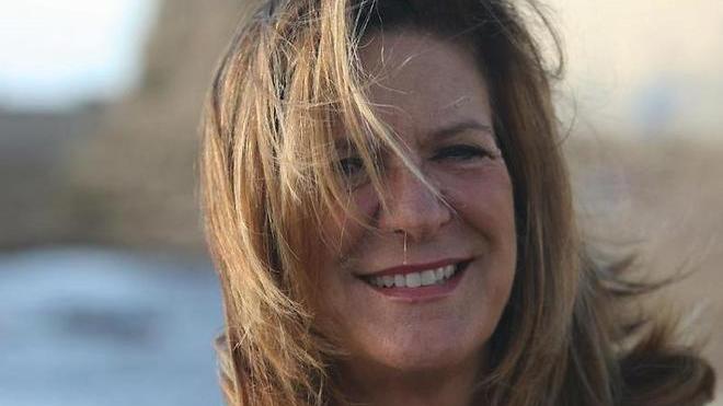 Addio alla maestra con la passione del ballo