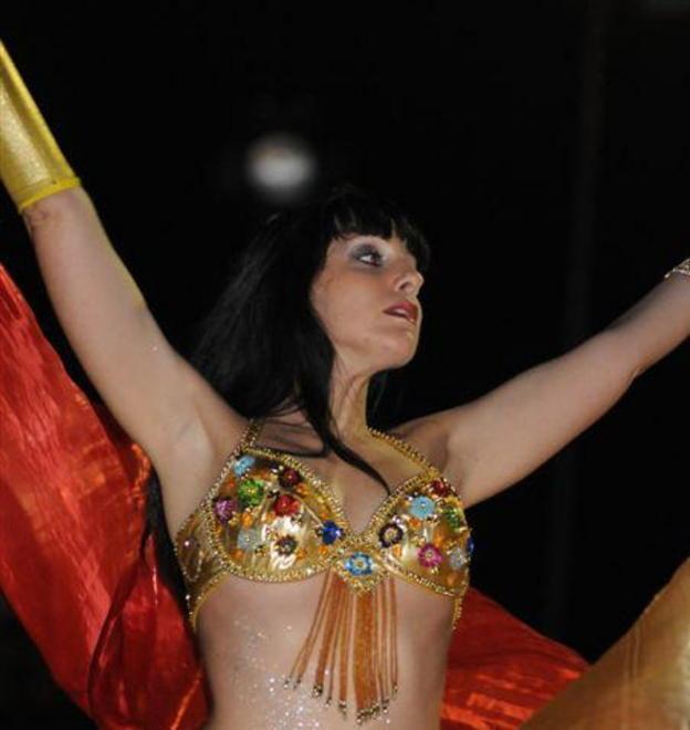 Danza del ventre protagonista al Manzoni