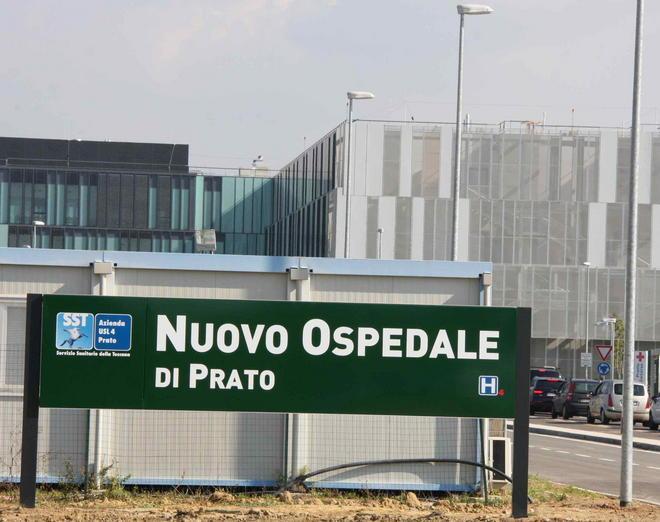 Nuovo Ospedale, tutte le “ombre” in un libro di Daniele Rovai 