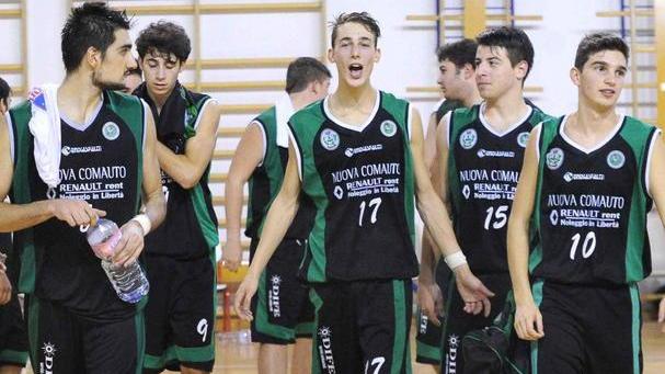 Under 15, Arceni matador con 43 punti