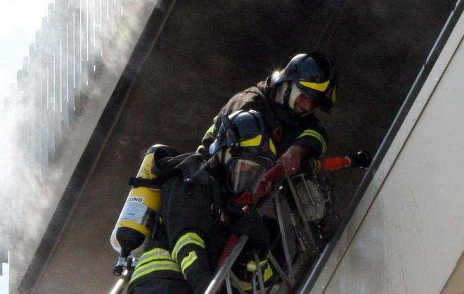 Abitazione danneggiata dalle fiamme 