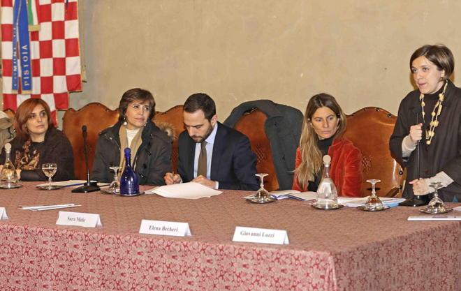 «Agghiacciante il sindaco su Cip Ciop» Bertinelli chiarisce 