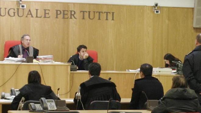 Buste paga contraffatte per avere il permesso di soggiorno