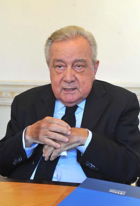 Se la Fondazione butta via i soldi... 