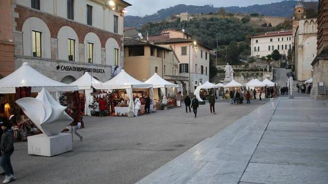 Per il mercatino di Natale è stata una falsa partenza