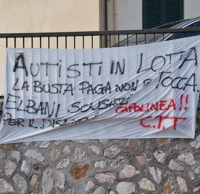 Studenti lasciati a piedi senza preavviso 