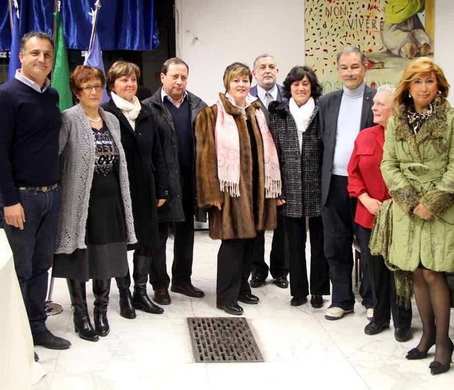Il premio della città agli insegnanti in pensione 