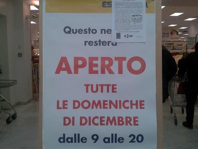Commercio, protesta contro le aperture domenicali 