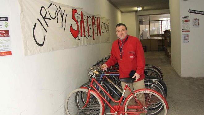 Un riparo custodito per le bici per i soci di “Recuperiamoci”