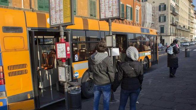 I bus hanno ripreso a circolare, per ora