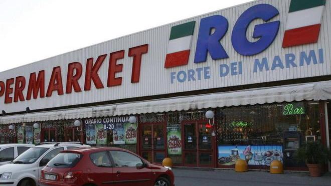 Lite al Tar sul supermarket «I magazzini sono abusivi»