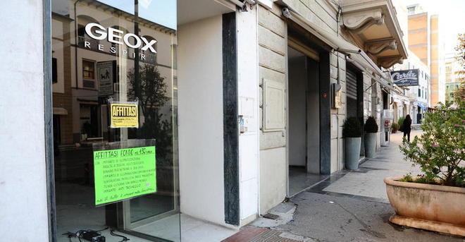 Locali a peso d’oro anche 2.500 euro per un fondo in centro 