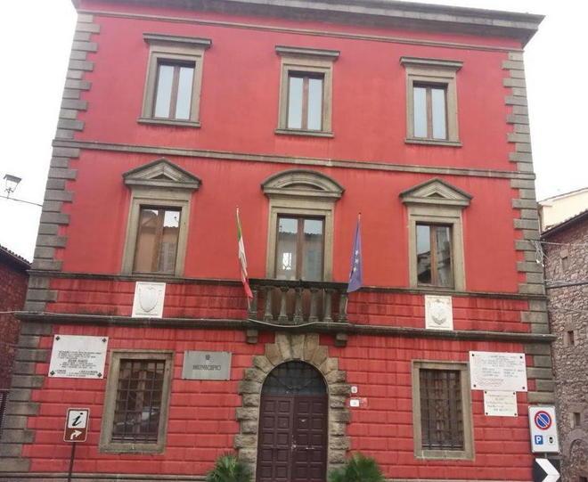 «Niente Tares, grazie Siamo a Roccalbegna» 