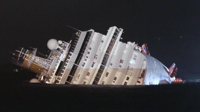 De Falco e Schettino faccia a faccia al Moderno