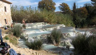 Furti alle terme di Saturnia: due arresti