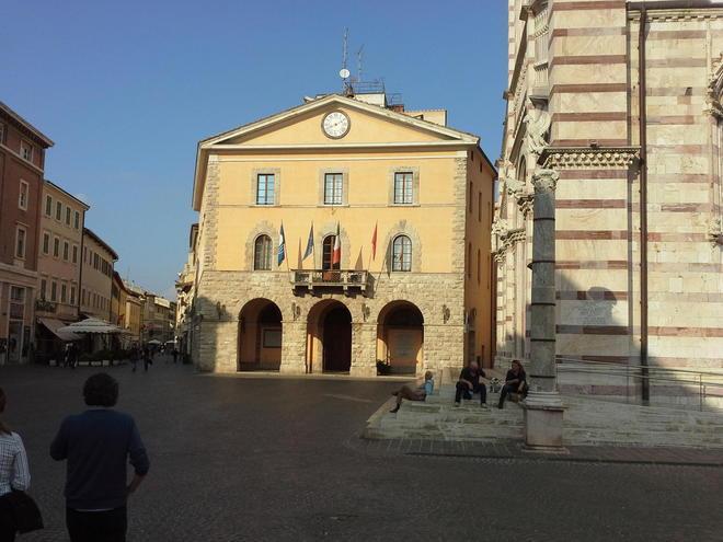 Tares, l’ufficio tributi a disposizione dei cittadini 