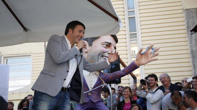 Ma al Carnevale di Viareggio Matteo Renzi ancora non sfonda