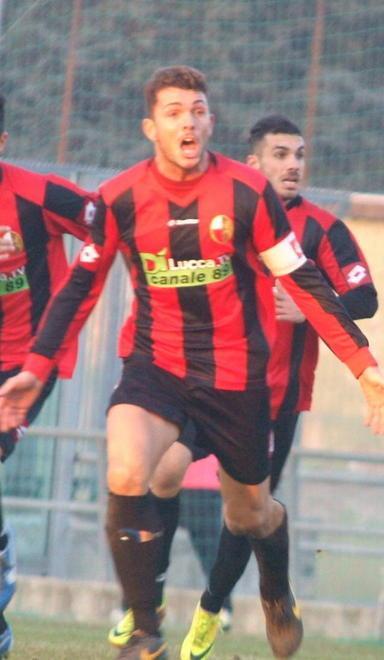 La Lucchese si prende derby e primato 