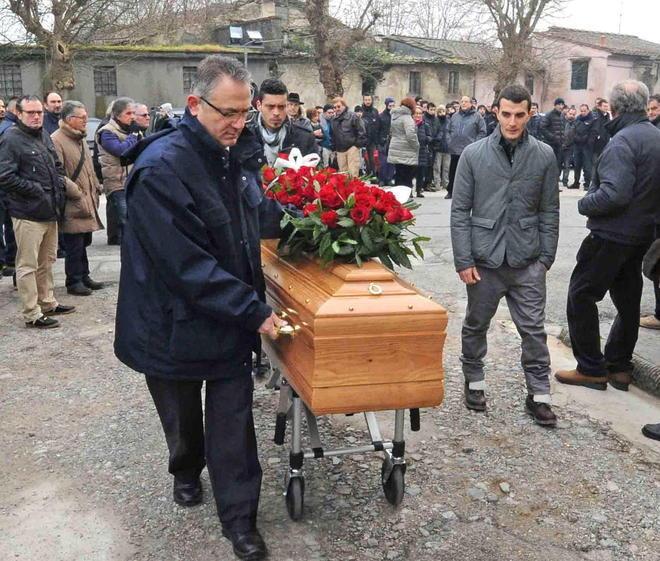 L’ultimo saluto al pensionato Breda ucciso dall’amianto
