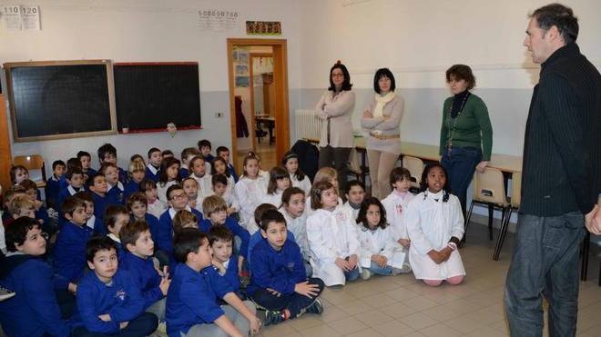 I pensieri di Natale scritti dai bambini finiscono sui bus