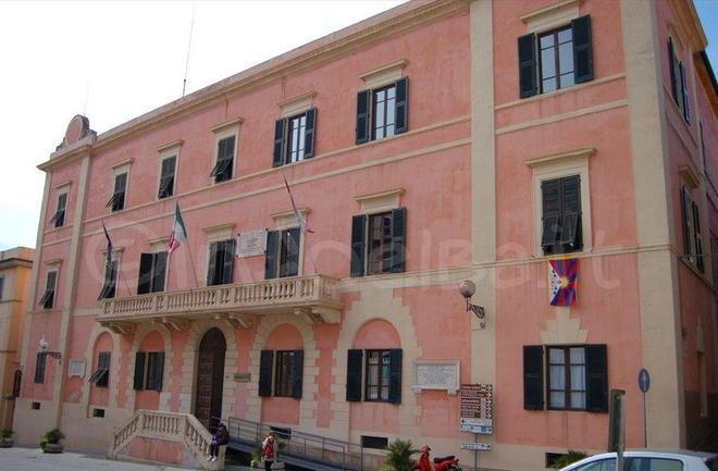 Imu alta sui negozi, Comuni nel mirino delle associazioni