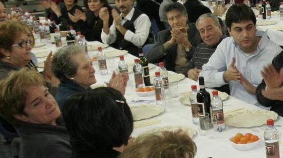 cena di beneficienza e messa per sostenere la mensa «la pira»