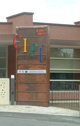 Soldi per mandare i bimbi all’asilo 
