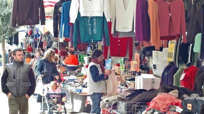 La giungla dell’illegalità cinese condanna a morte la maglieria