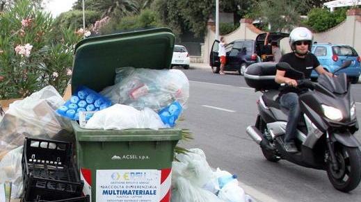 La bolletta dei rifiuti nel 2014 costerà meno