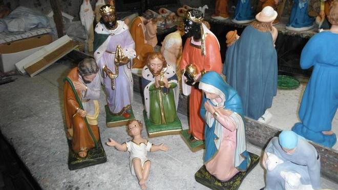 Tre splendidi presepi in regalo ai primi