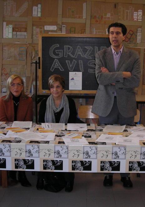 L’Avis pensa anche alla scuola e regala una lavagna hi-tech 