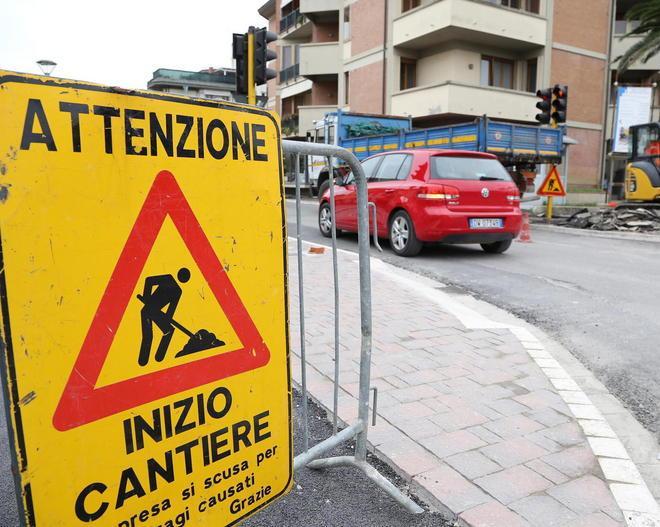 Stop ai lavori in via Masini per le festività natalizie 