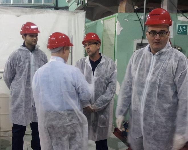 M5S in visita all’ex reattore Cisam: "Faremo le nostre analisi" 