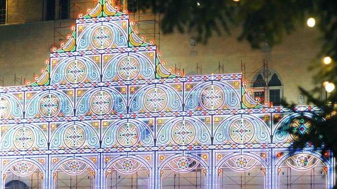 Luminaria, arriva la sorpresa ma non tutti se ne accorgono