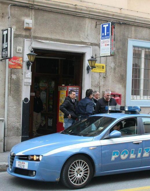 Rapine con la siringa «Ho l’Hiv, fuori i soldi» Condannato a 3 anni 
