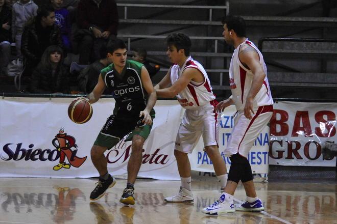 Basket, Gruppo Pellegrini supera il  Vaiano 