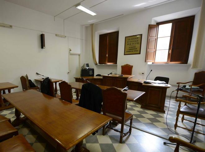 Le aule sono troppo fredde le udienze vengono spostate
