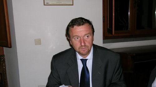 Comune unico Valbisenzio, gli ex sindaci dicono no: «Ma si può dividere la valle in due»