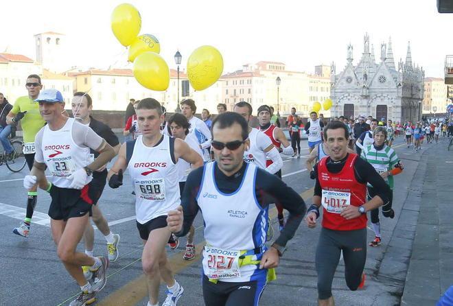 Leonardi vince la maratona di Pisa 