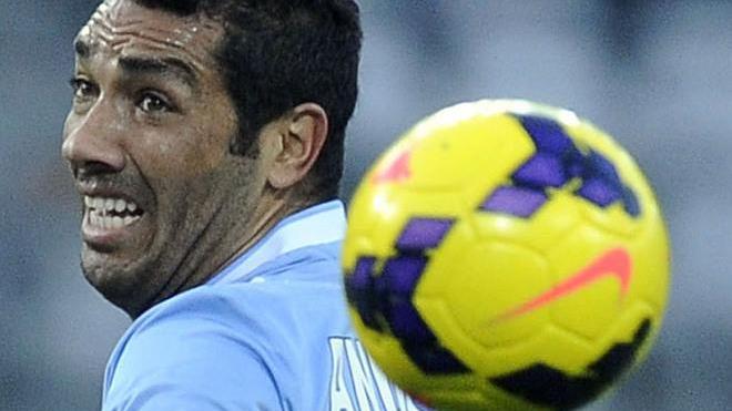 Per i biancocelesti 12 punti in meno di un anno fa