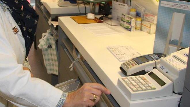 Esami e visite, in farmacia stop alle prenotazioni