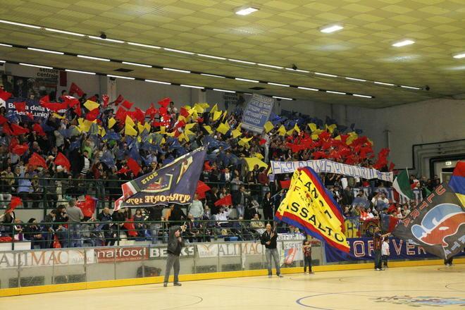 Hockey: è la notte del derby tra Forte dei Marmi e Cgc Viareggio 