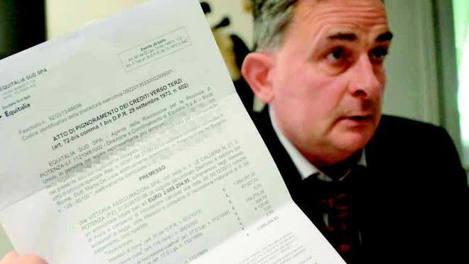 «Mi chiedono due milioni di euro ma io non li conosco»
